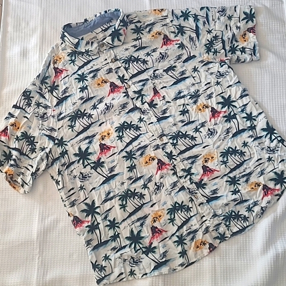 Ralph Lauren CHAPS all-over leaf pattern button-down Hawaiian Aloha shirt, boxy style, men's size L (approx.) cotton Beige type Vintage Second Hand